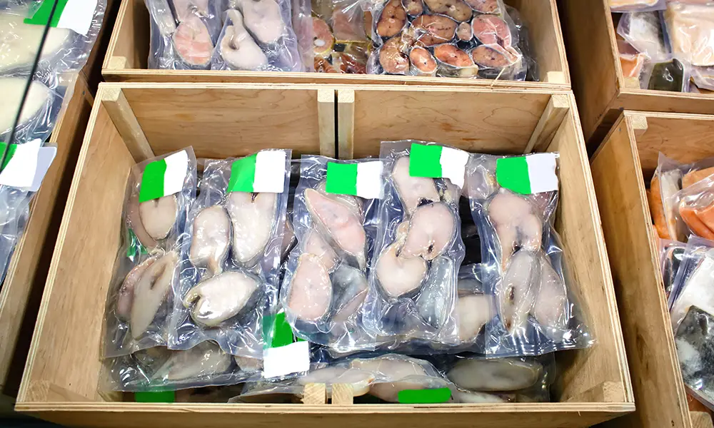 how to pack frozen food for delivery